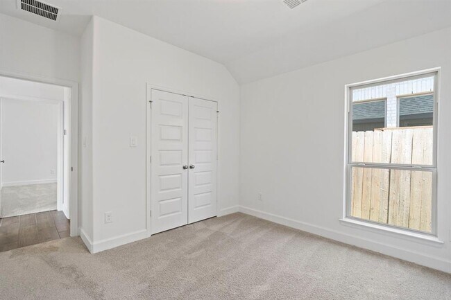 Building Photo - 16323 Rock Hollow Bend Ln