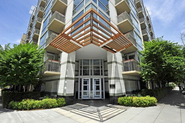 Building Photo - 1300 13th St NW