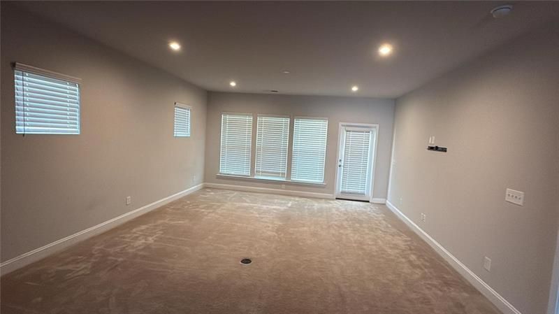 Building Photo - 2820 Paddle Point Ln