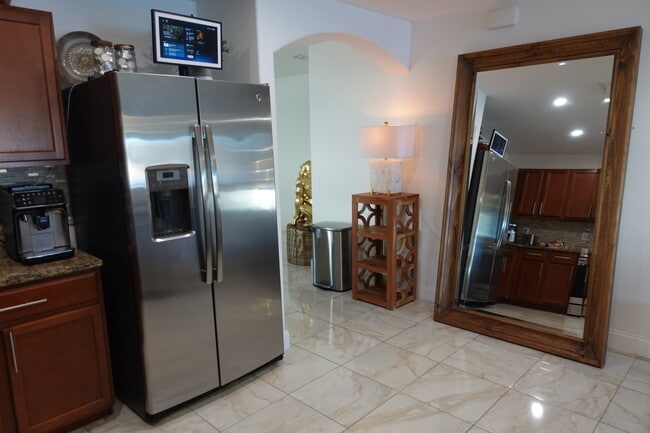 Building Photo - 11808 Thicket Wood Dr