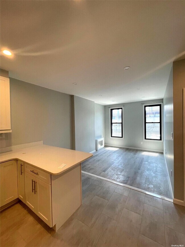 Building Photo - 2029 86th St