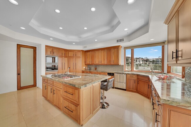 Building Photo - 30 Ritz Cove Dr