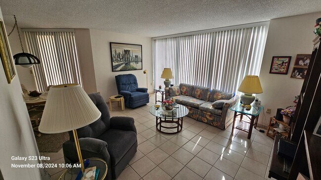 Building Photo - Furnished 3rd Floor Condo Overlooking The Golf Course