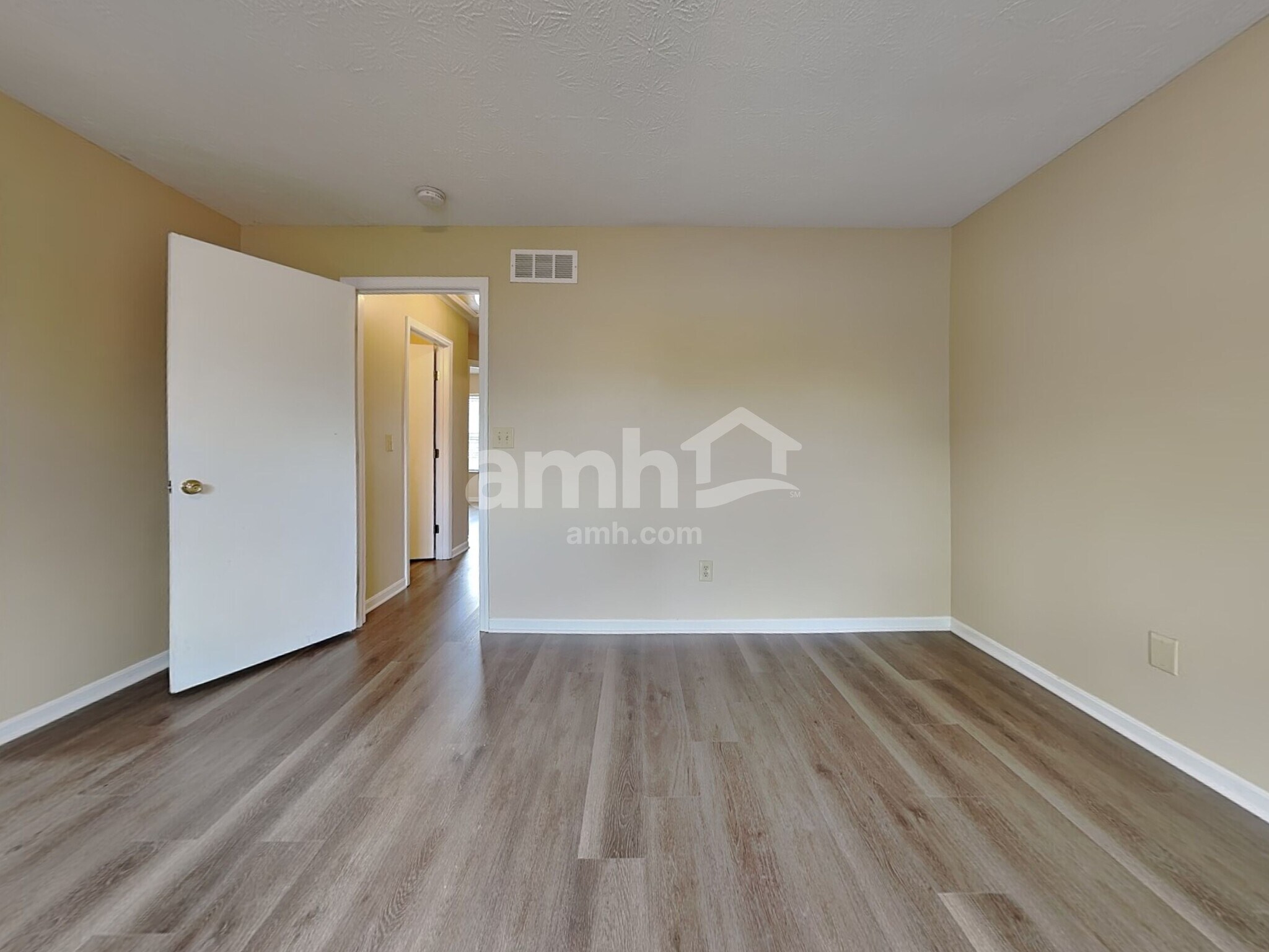 Building Photo - 200 Hedgington Ct