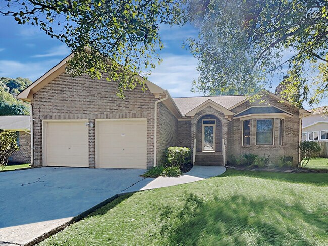 Primary Photo - 3705 Stoneridge Drive