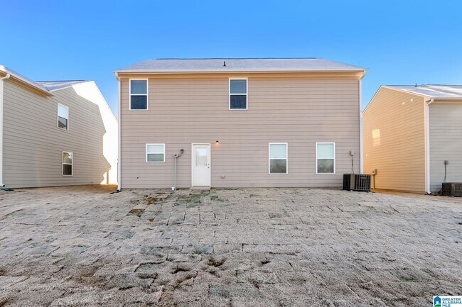 Building Photo - 55 Homestead Ln