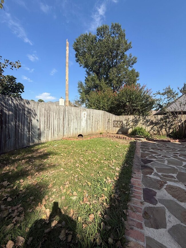 Building Photo - Rental Property