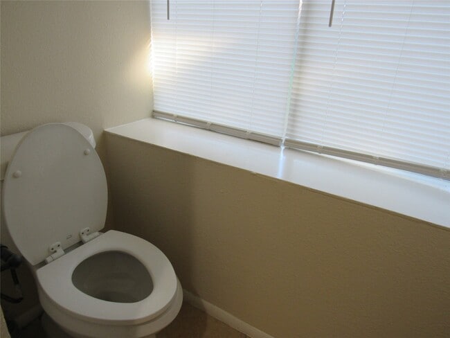 Building Photo - 10219 Prospect Hill Dr