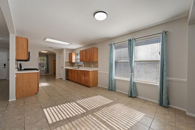 Building Photo - 108 David Dr