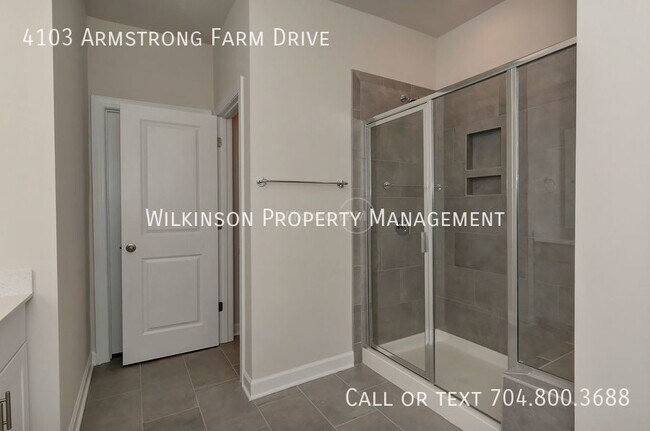 Building Photo - A nice 3 bedrooms and 2 bathrooms energy-e...