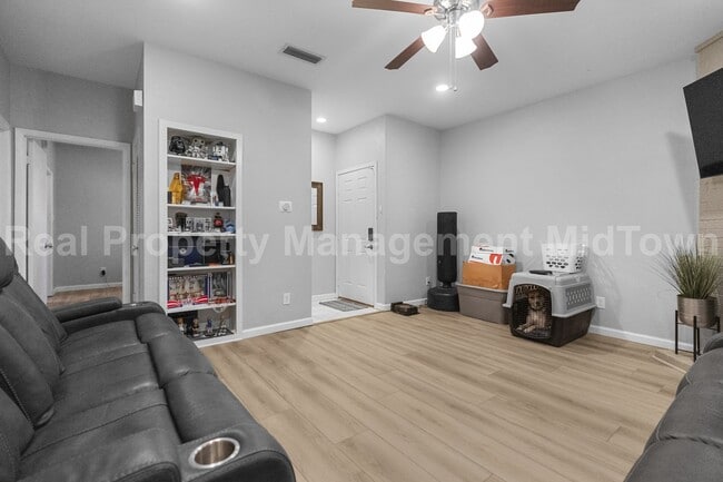 Building Photo - 1106 Quail Valley Ln