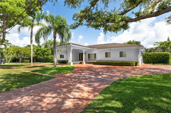 Building Photo - 8145 SW 132nd St