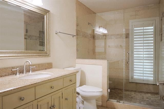 Building Photo - 740 Peavy Rd