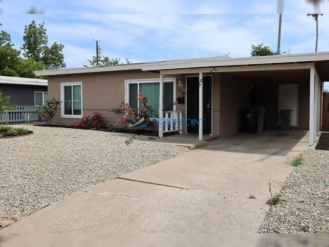 Primary Photo - 1220 Browning Dr