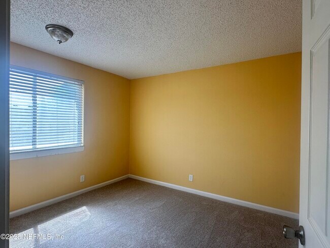 Building Photo - 6619 La Mirada Dr W