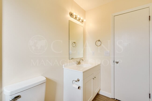 Building Photo - 3 Bedroom, 2 Bath Home in Ormond Beach – L...