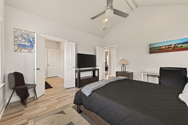 Building Photo - 6744 Del Rio St