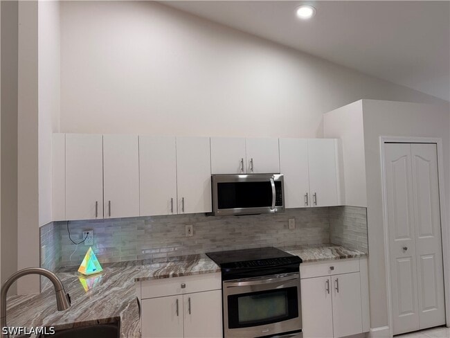 Building Photo - 5332 Whitten Dr