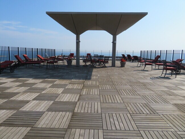 Building Photo - 3550 N Lake Shore Dr