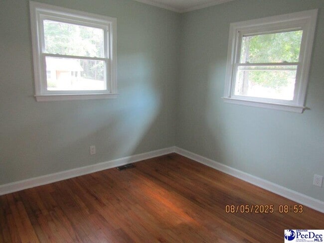 Building Photo - 1743 Williamsburg Cir