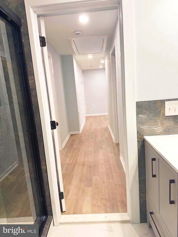 Building Photo - 203 Henson Rd