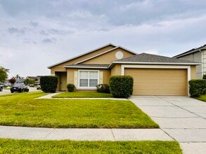 Building Photo - Waterford Chase-Osprey Ridge Community 3 B...