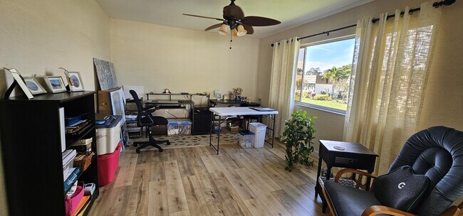 Building Photo - 2009 Riverbluff Pkwy