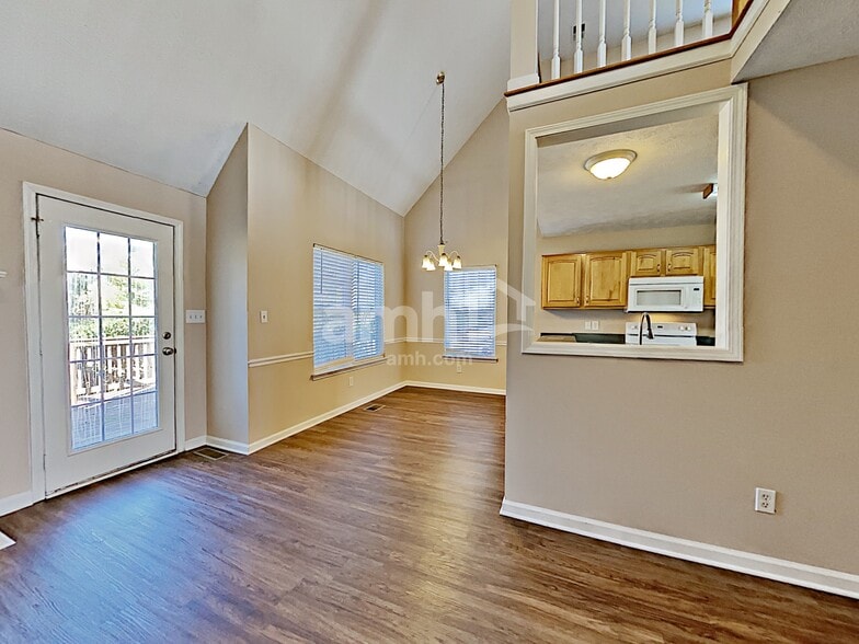 Building Photo - 1150 Rock Ledge Pass