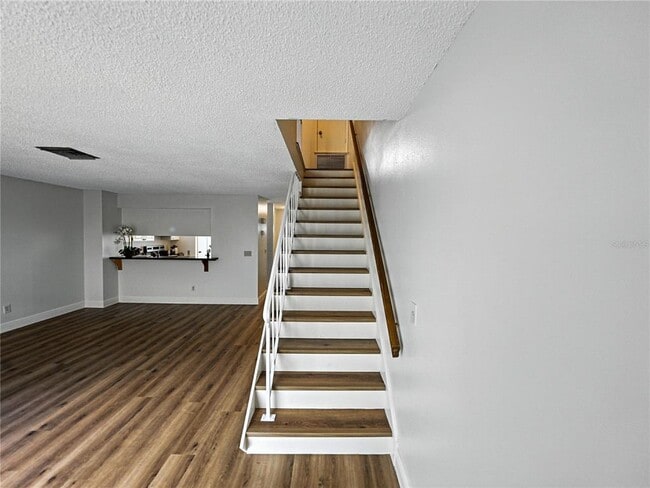 Building Photo - 1816 Mill Run Cir