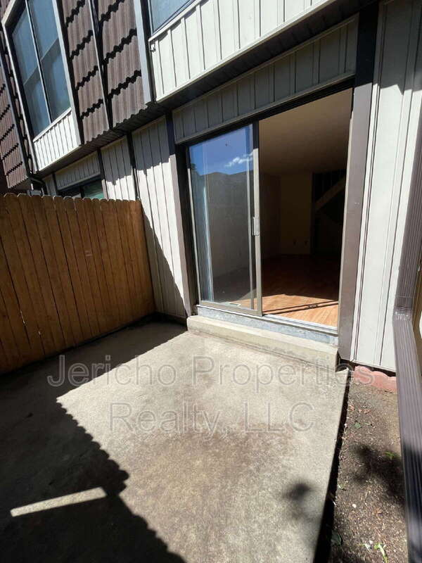 Building Photo - 9274 W Utah Ave