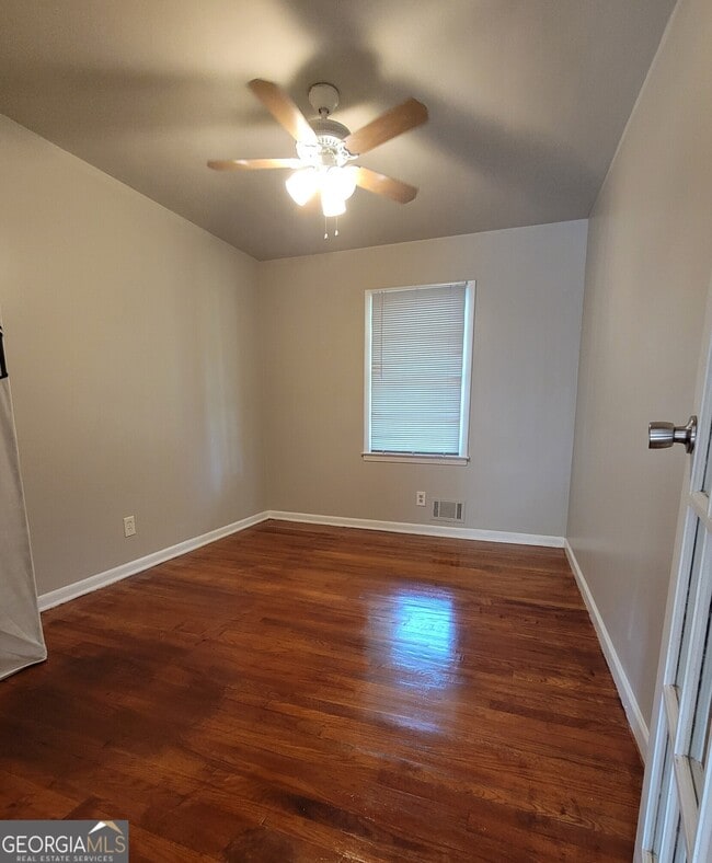 Building Photo - 4157 Cedar Valley Ln