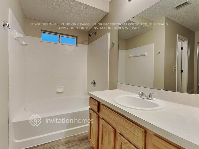 Building Photo - 11122 Stanley Steamer Ln
