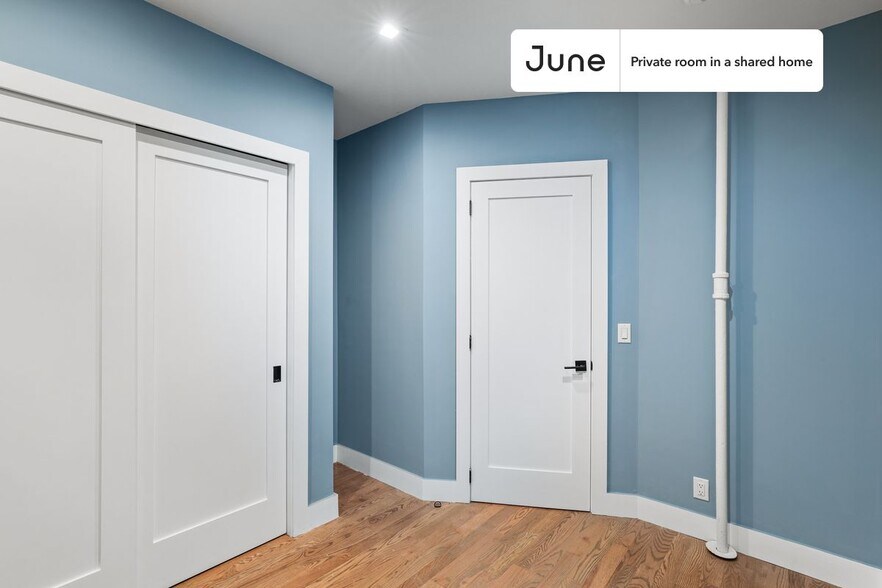 Building Photo - Room in Shared 4 bed/2 bath home