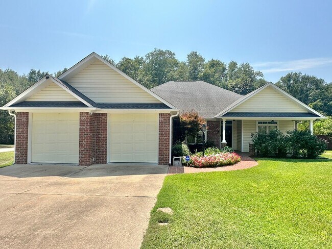 Primary Photo - Coming Soon! Show Stopping Home in Flint!
