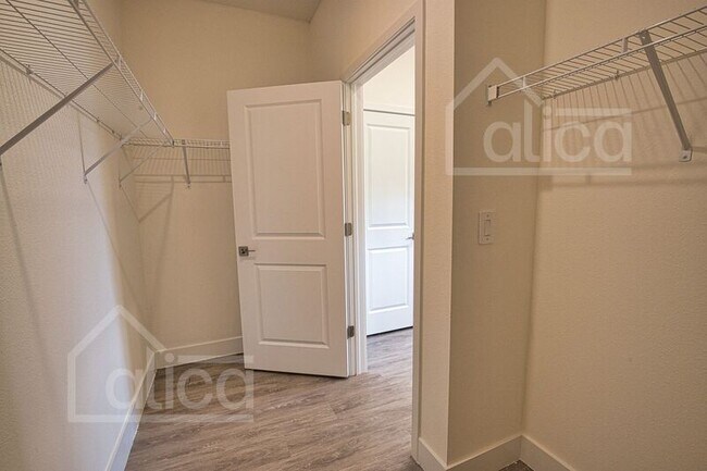 Building Photo - 1159 Byxbee Ct