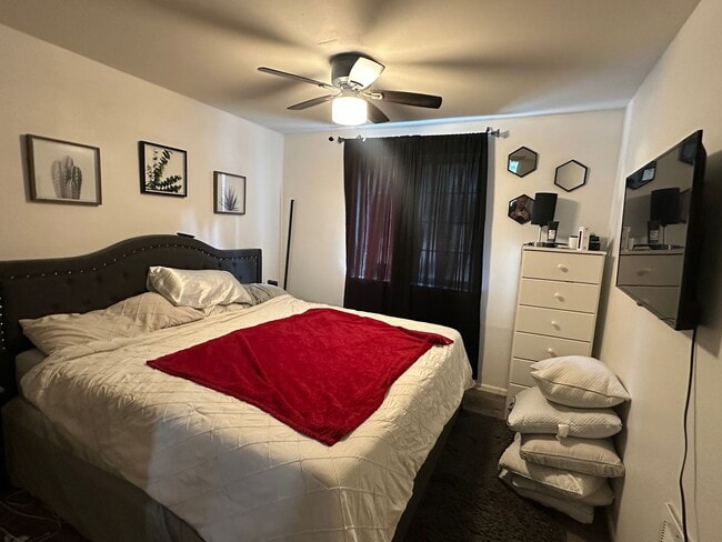 Building Photo - Updated Clearwood Home with AC & RV Parking!