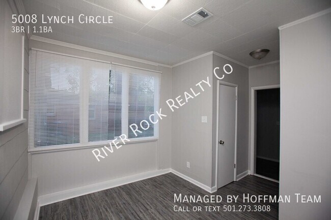 Building Photo - 5008 Lynch Dr