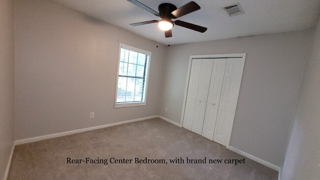 Building Photo - [NEW PRICE] Spacious 4 Bed / 2.5 Bath home...
