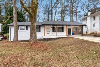 Building Photo - 3852 Pin Oak Cir