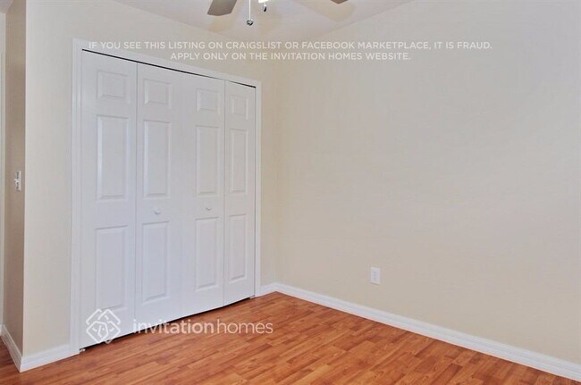 Building Photo - 2223 Ridgemore Dr