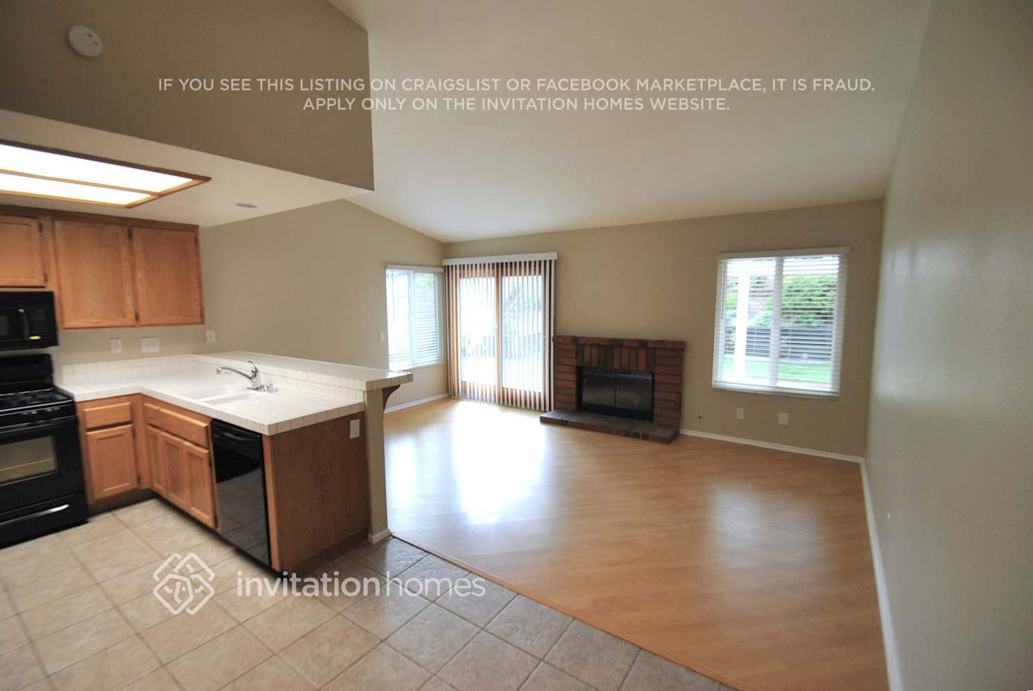 Building Photo - 744 Morita Dr