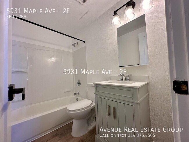 Building Photo - 5931 Maple Ave