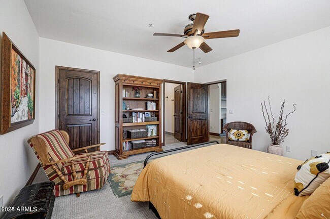 Building Photo - 8171 E Whispering Wind Dr