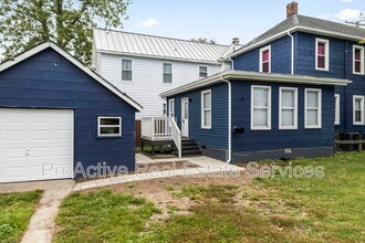 Building Photo - 903 Ohio St