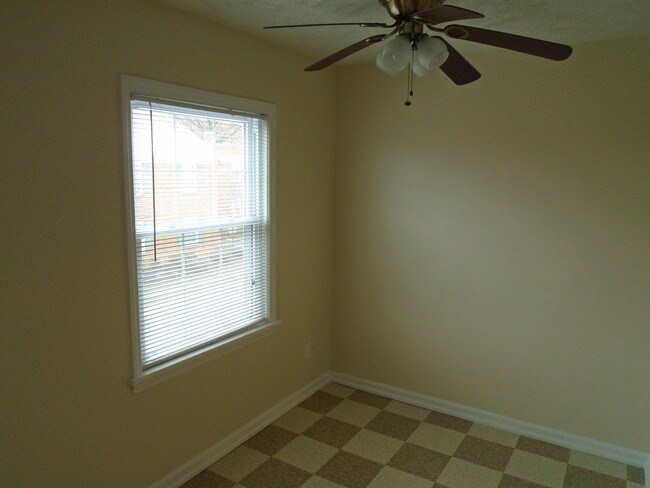 Building Photo - Boyce Properties