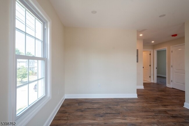 Building Photo - 55 Stevens Ave