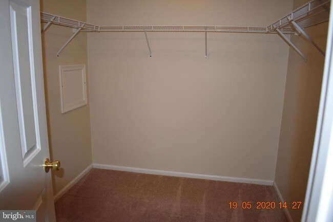 Building Photo - 16 Michael Ct