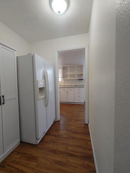 Building Photo - 8205 Ingalls Cir