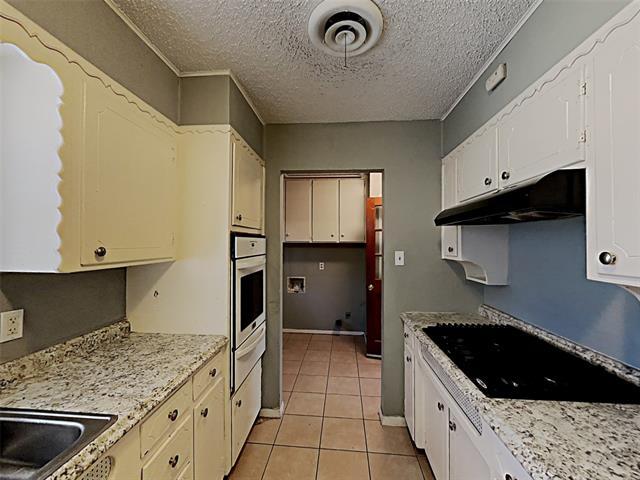 Building Photo - 6420 Scottsdale Dr