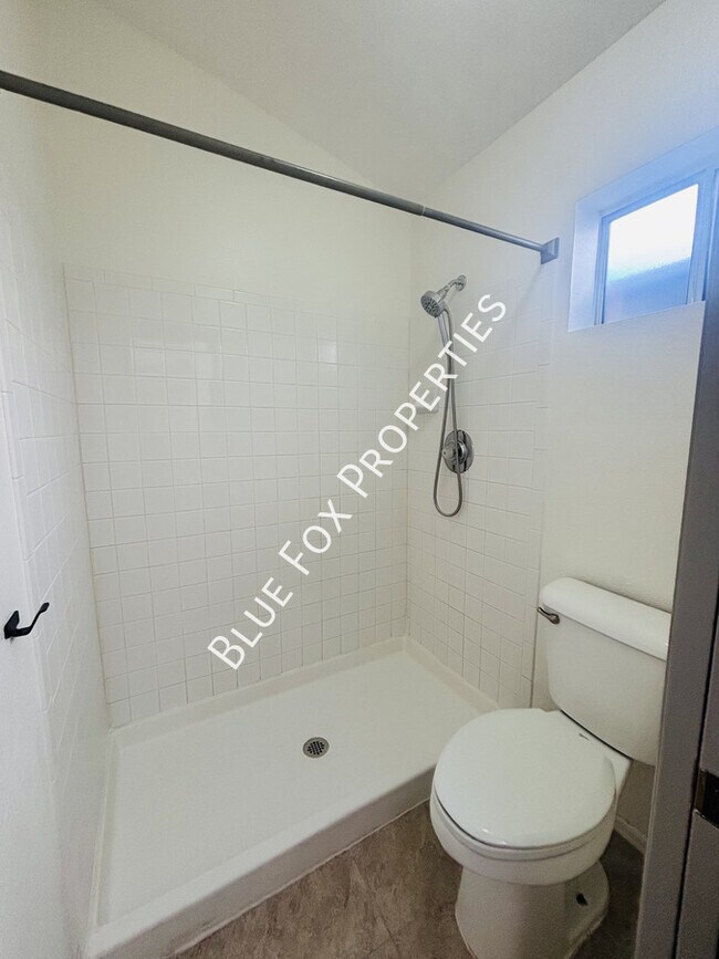 Building Photo - 4307 W Bunk House Rd